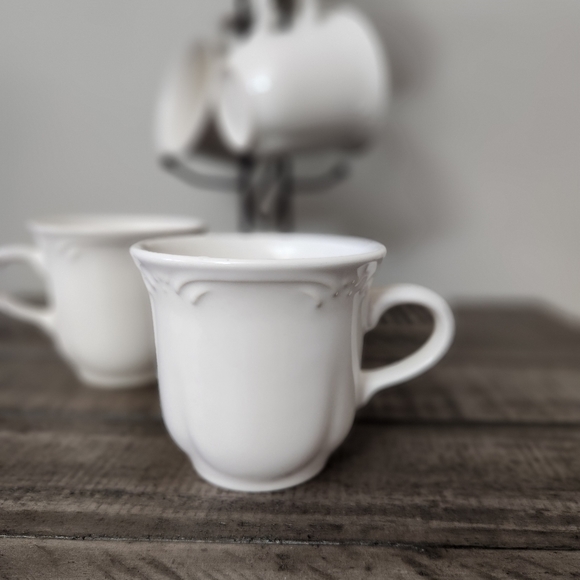 Set of 4 Pfaltzgraff Filigree White Mugs Cups 1 of 2 sets SET #2 - Picture 7 of 7